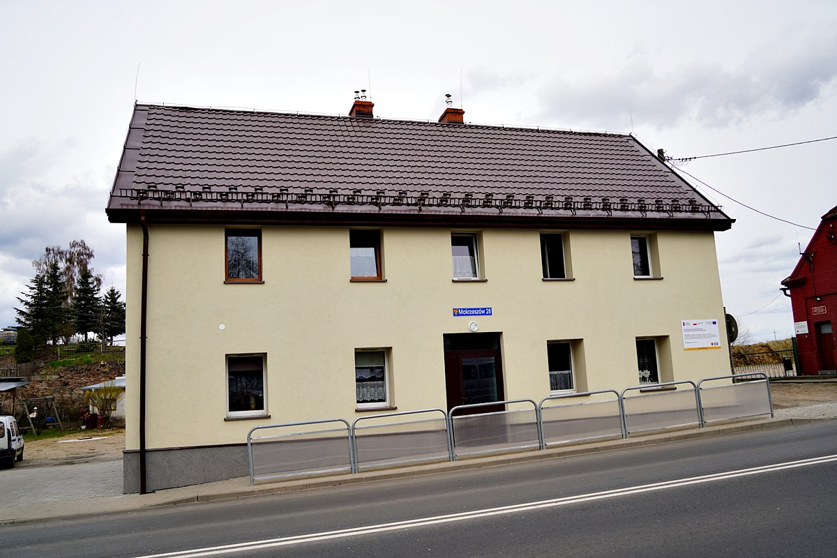 Budynek gminny w Mokrzeszowie