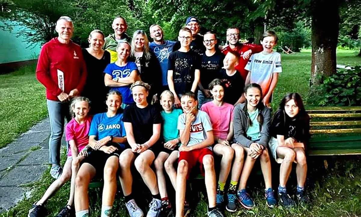 Uczestnicy czwartków lekkoatletycznych