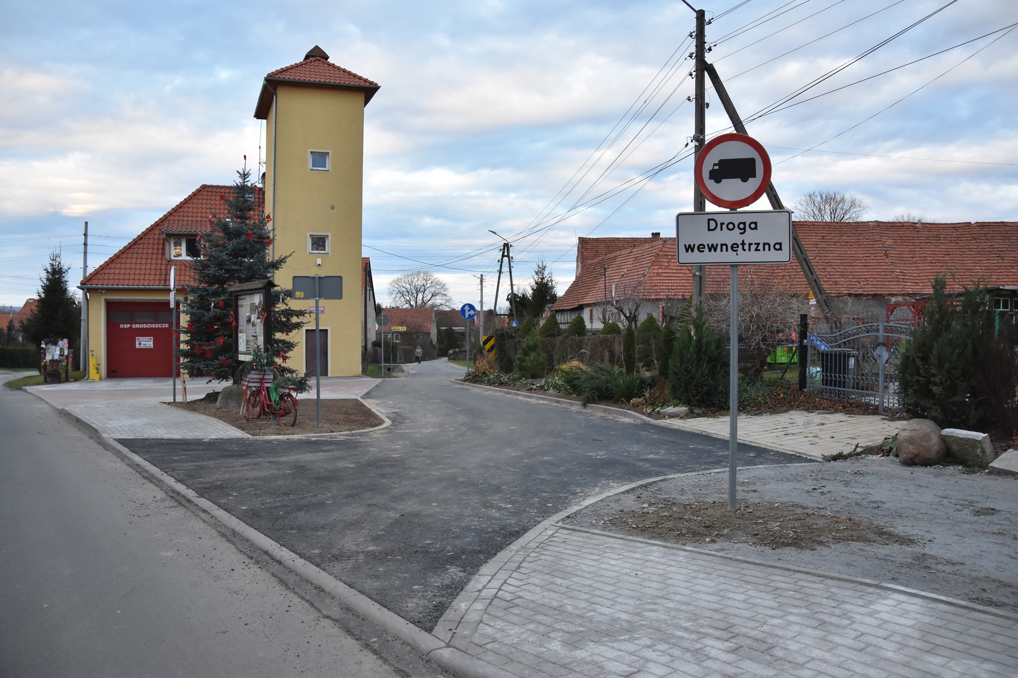 Przebudowa drogi gminnej w Grodziszczu