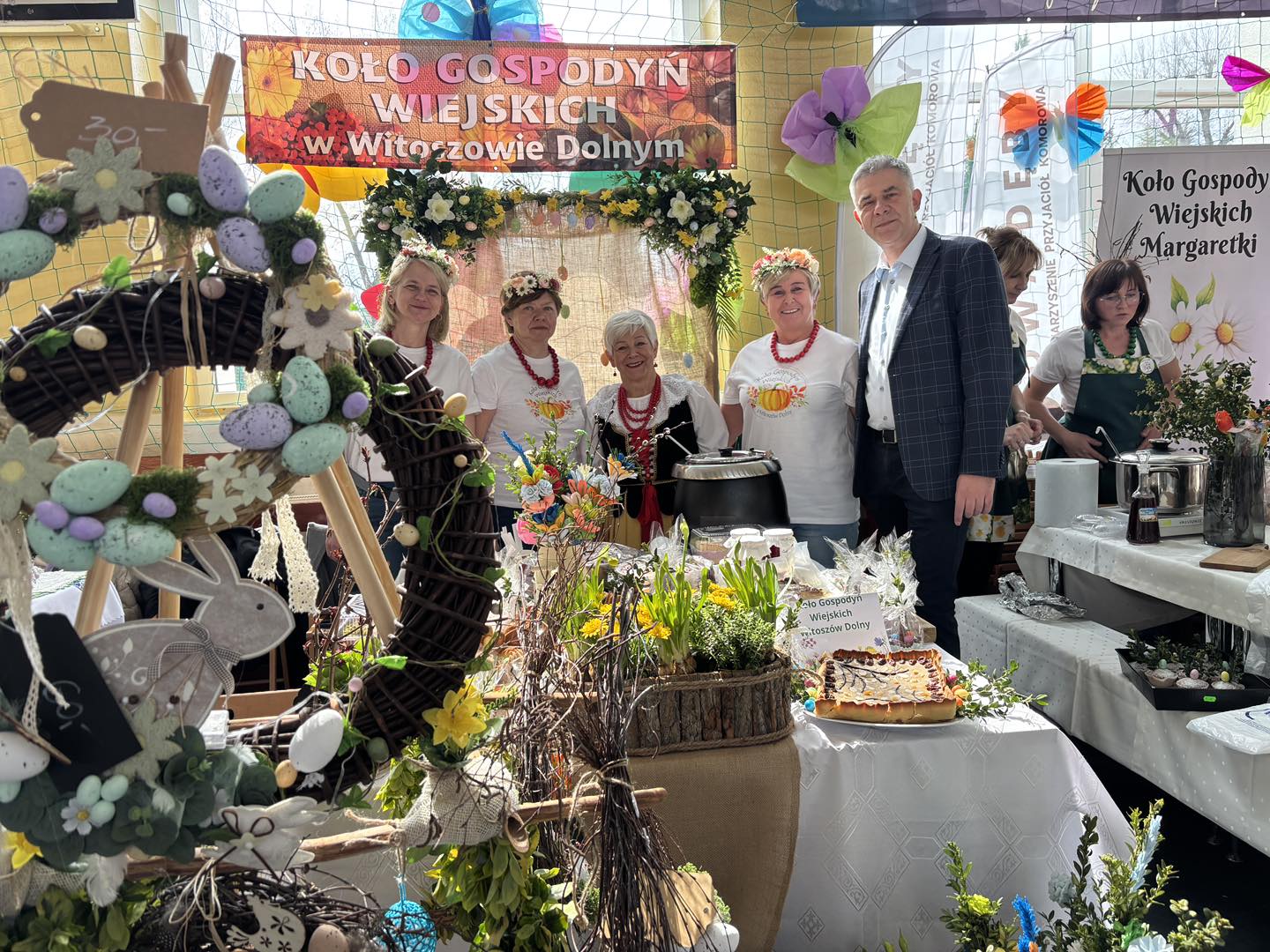 Jarmark w Pszennie z udziałem KGW Witoszów i wójta gminy