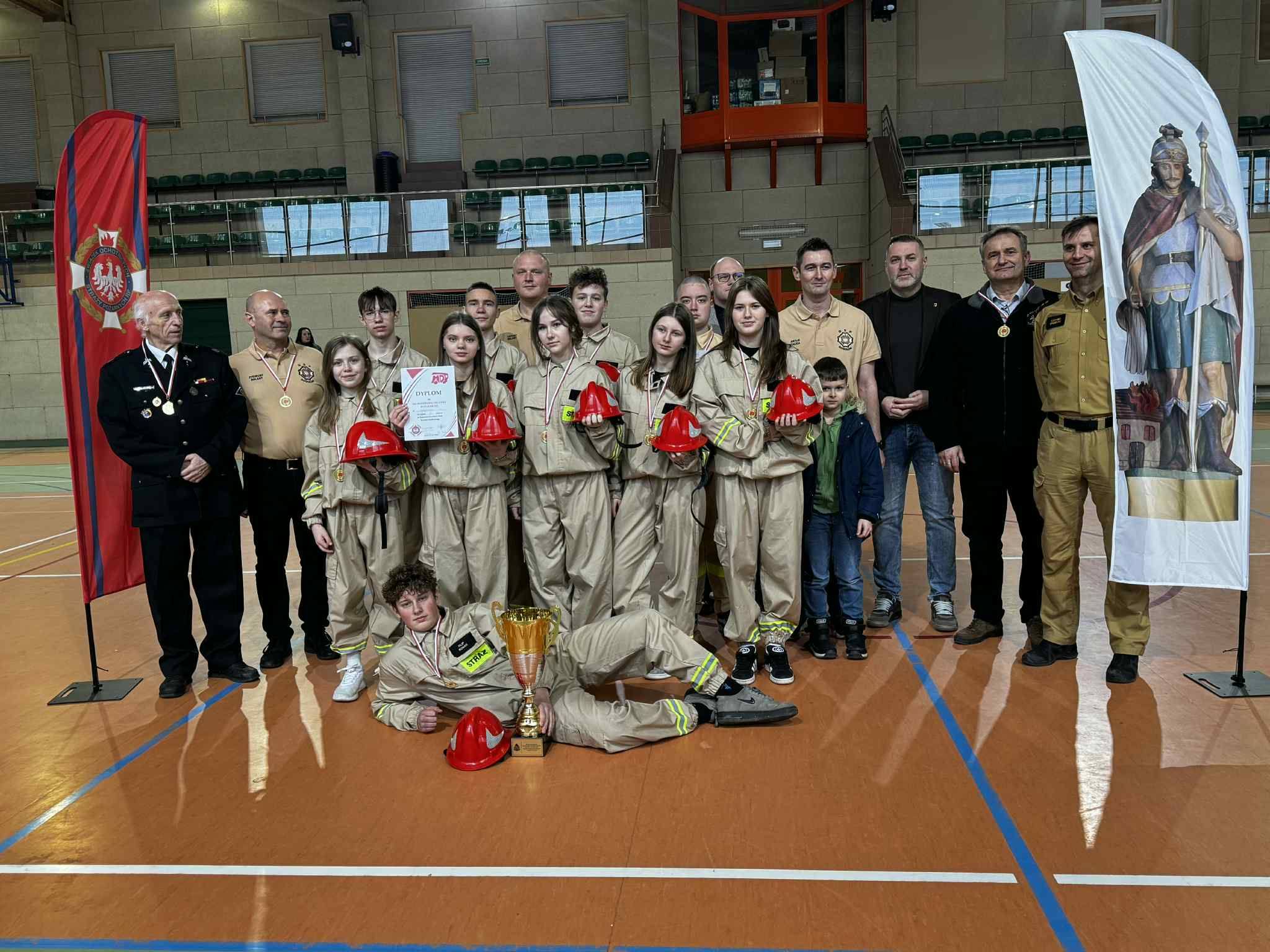 Uczestnicy zawodów MDP