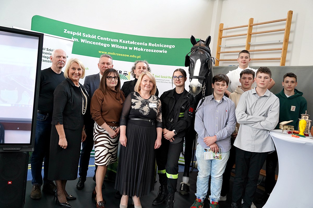 Uczestnicy giełdy edukacyjnej