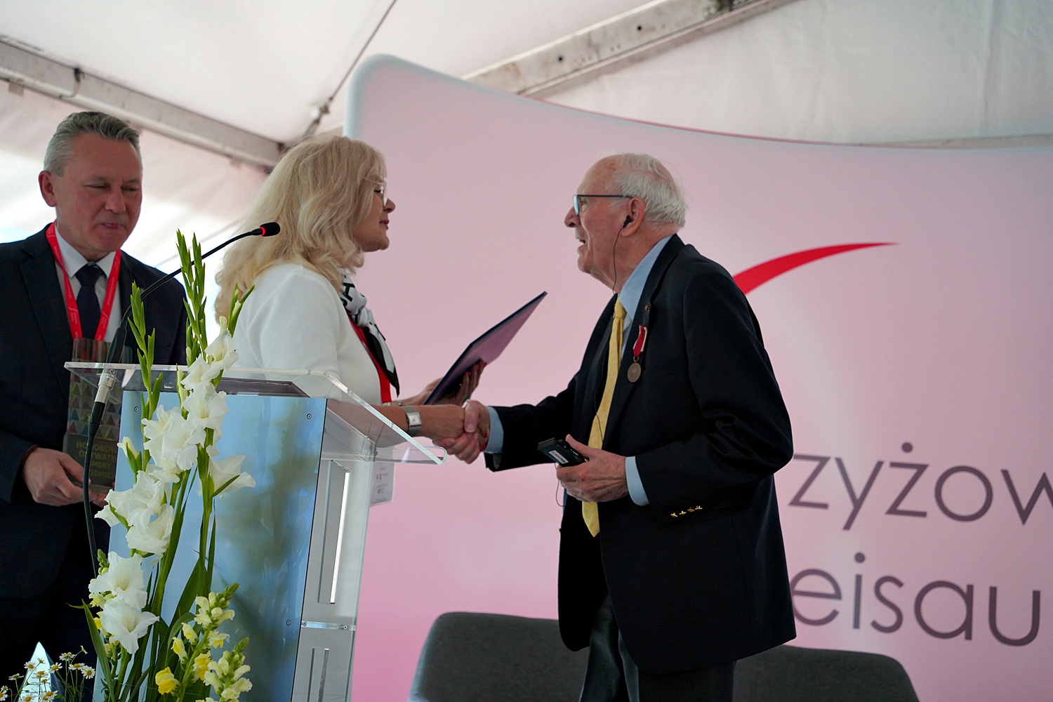 Wręczenie tytułu Honorowego Obywatela Gminy Świdnica