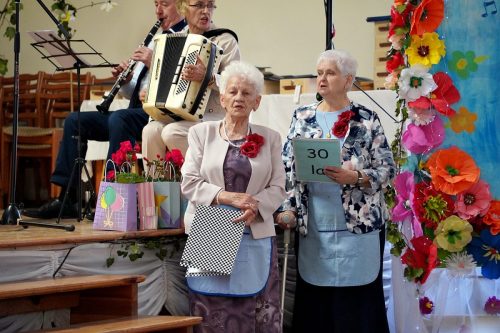 30lat seniorzyUG 08908