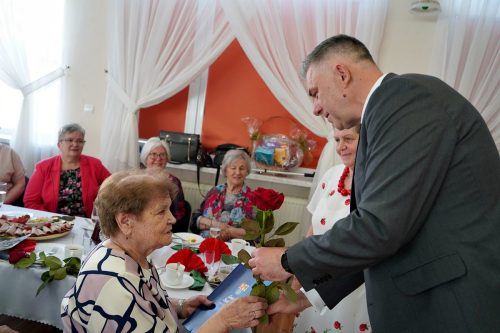 80 lat KGW LutomiaDlnUG 08169