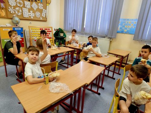 59748e70-9229-4fe0-a94d-b0c069120548