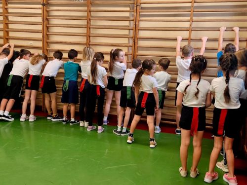 65ff3e5c-34e7-4ccf-b4af-8989921e106f