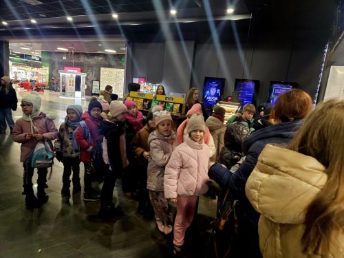 8106e50a-7eb4-418b-8020-5353fbaa3d48