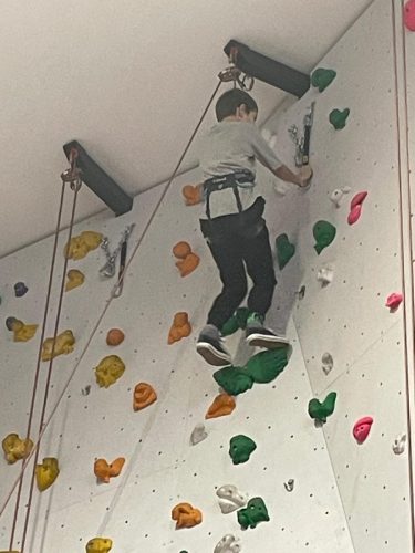 f26984d9-d68e-4e9a-a8b5-900979b1a1ec