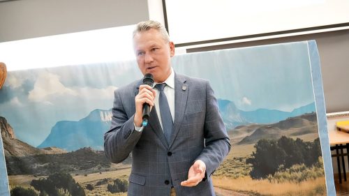 konkurs ang038