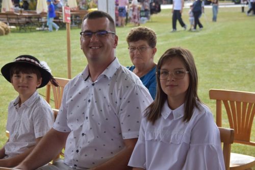 541748600 1227285986101357 1534432767798458790 n