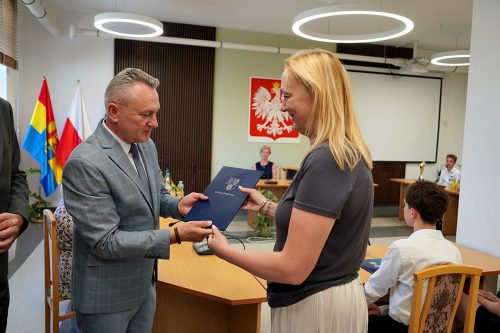 PRYMUSI OSOBOWOSCI 2026159