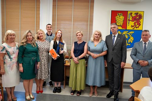 PRYMUSI OSOBOWOSCI 2026229