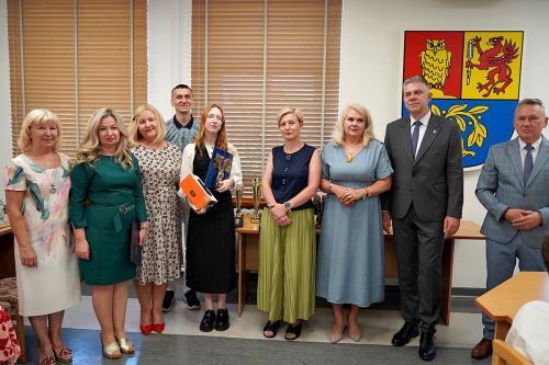 PRYMUSI OSOBOWOSCI 2026230