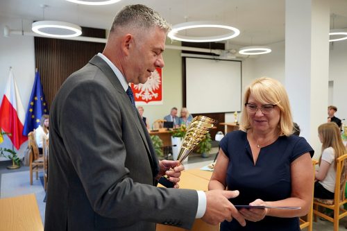 PRYMUSI OSOBOWOSCI 2026388